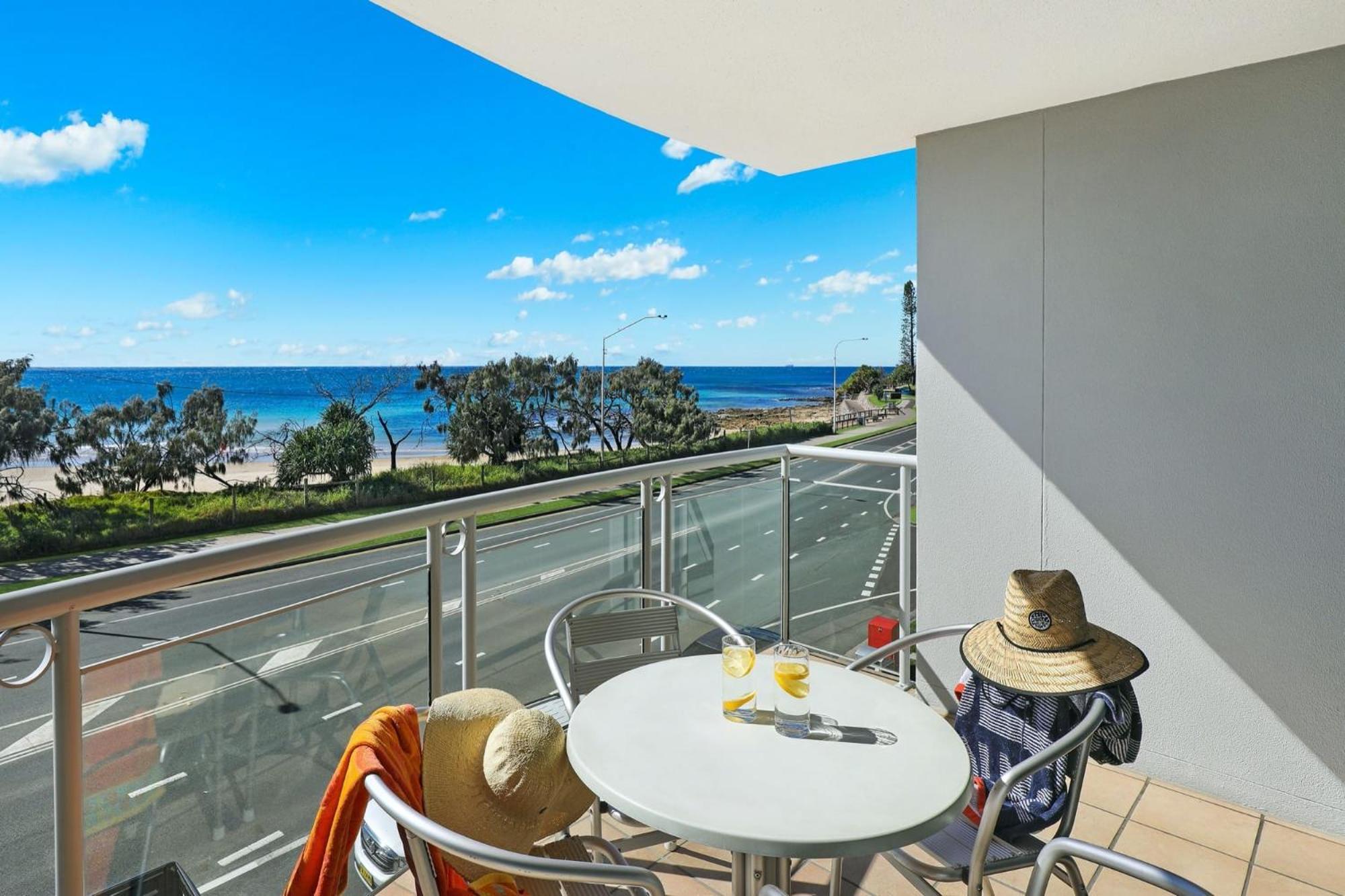 Grand Palais Boolarong Beachside Apartments Alexandra Headland Zewnętrze zdjęcie